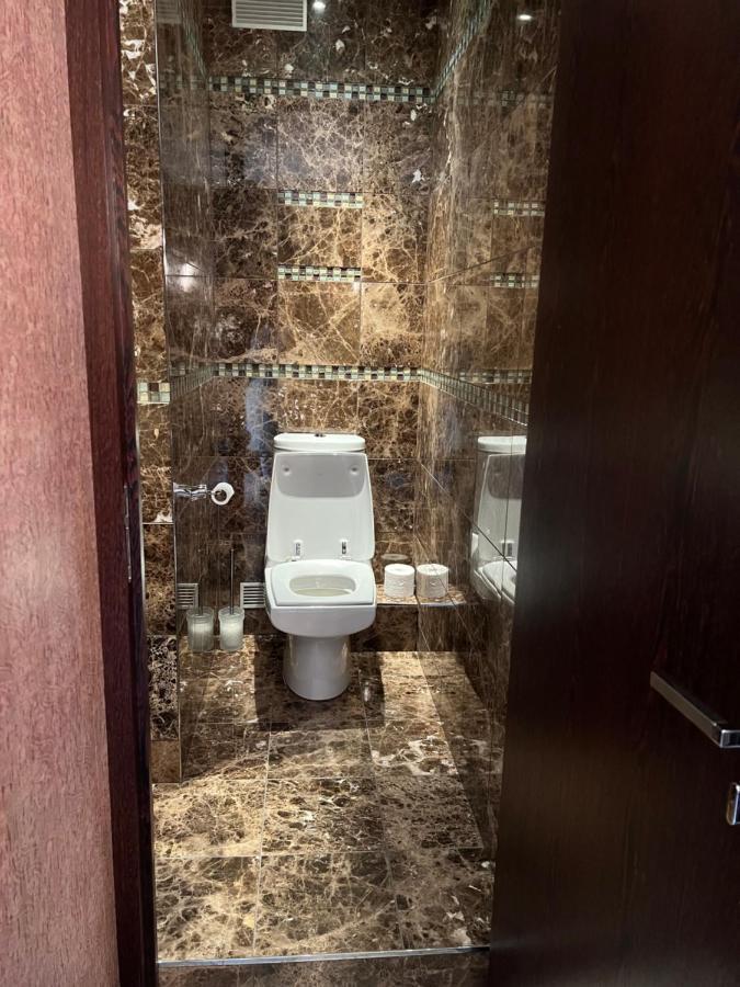 Studio Dans Le Quartier Luxe Neuilly-sur-Seine Zewnętrze zdjęcie