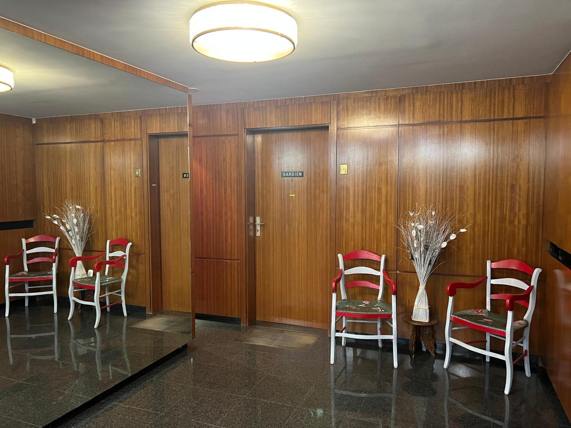 Studio Dans Le Quartier Luxe Neuilly-sur-Seine Zewnętrze zdjęcie