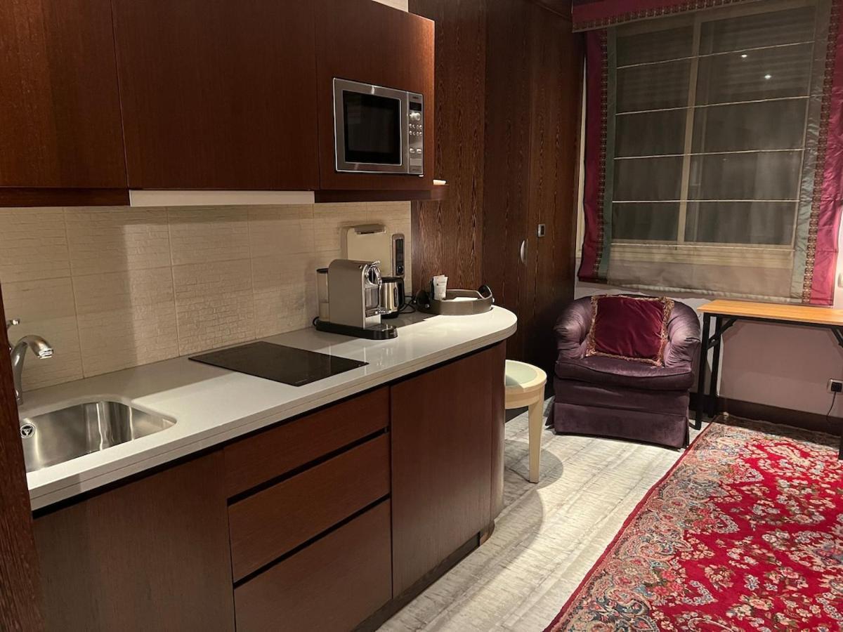 Studio Dans Le Quartier Luxe Neuilly-sur-Seine Zewnętrze zdjęcie